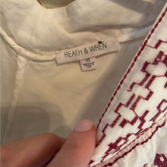 Anthropologie Reath & Wren Embroidered Red & White Ruffled Blouse - Picture 3 of 4